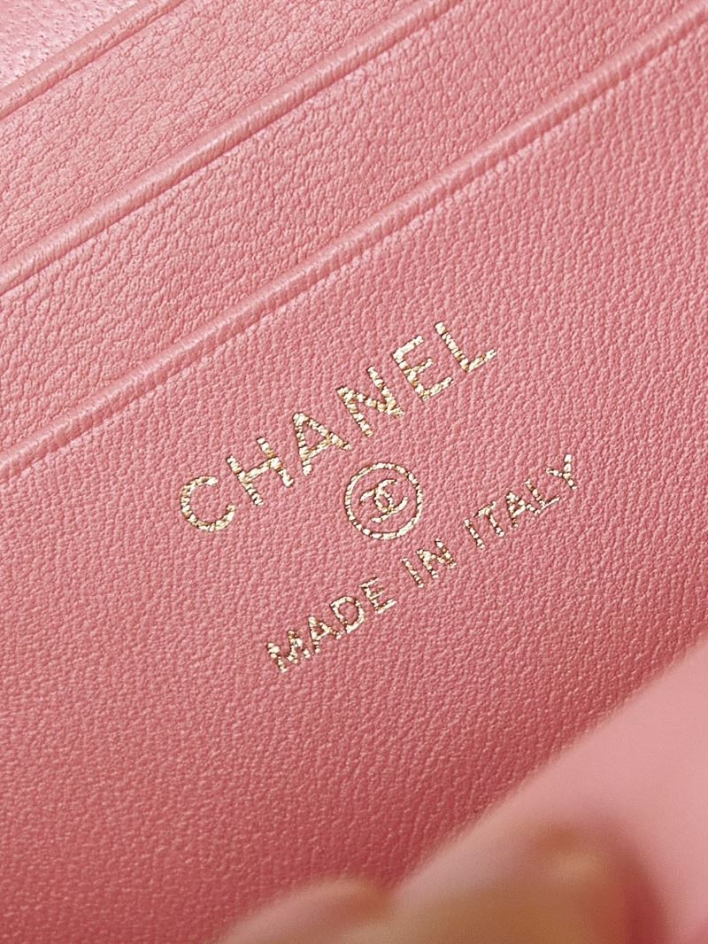 Ch**el cosmetic bags